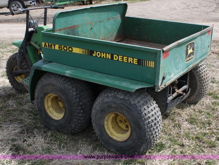 image for item 9958 John Deere AMT600 gator