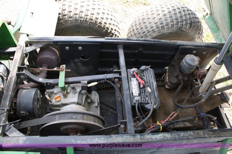 image for item 9958 John Deere AMT600 gator