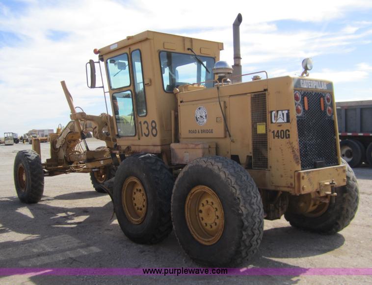 image for item 3221 1994 Caterpillar 140G motor grader