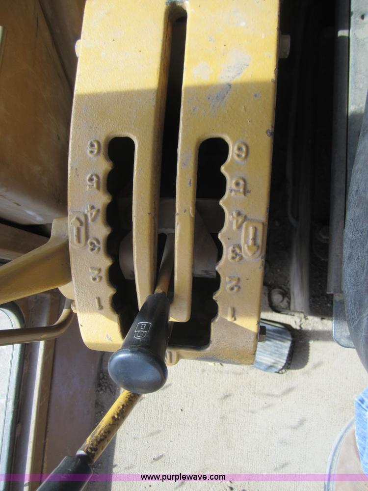 image for item 3221 1994 Caterpillar 140G motor grader