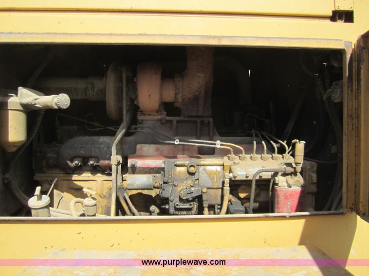 image for item 3221 1994 Caterpillar 140G motor grader