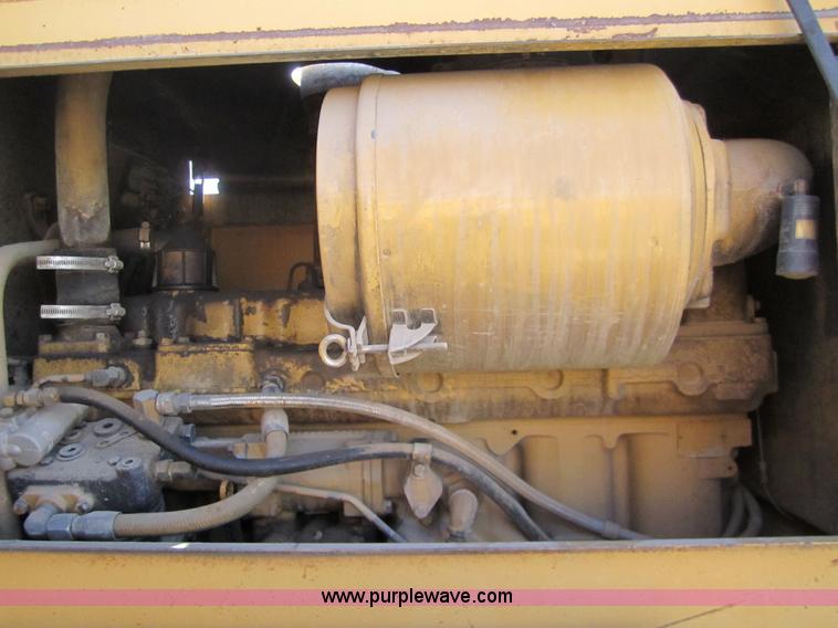 image for item 3221 1994 Caterpillar 140G motor grader
