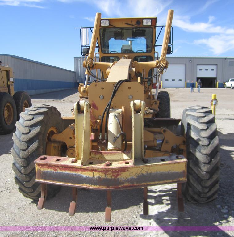 image for item 3222 1997 Champion 720AVHP motor grader