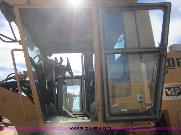 image for item 3222 1997 Champion 720AVHP motor grader