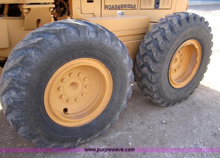 image for item 3222 1997 Champion 720AVHP motor grader