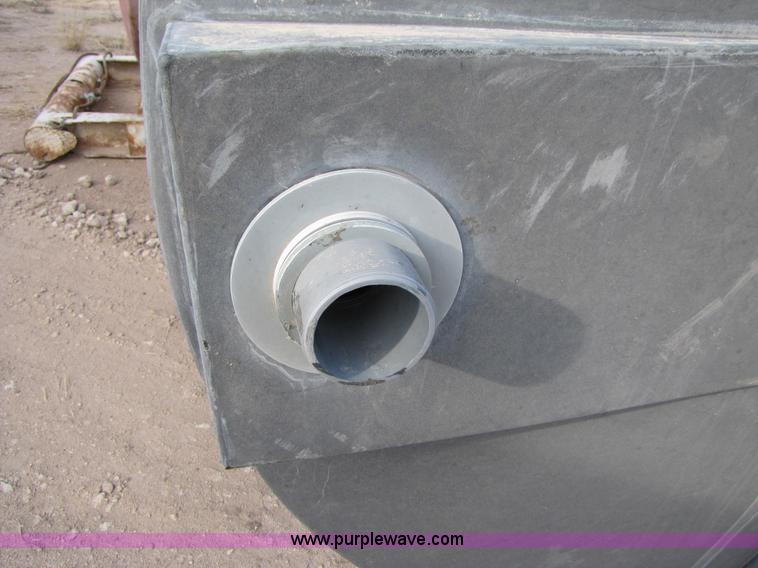 image for item 3530 Approximately 4,100 gallon poly tank