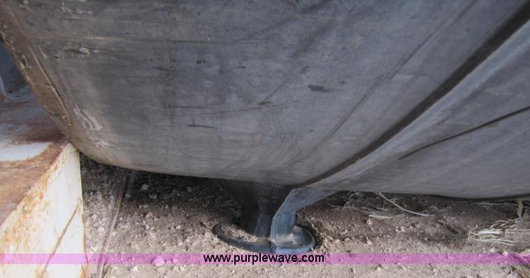 image for item 3530 Approximately 4,100 gallon poly tank