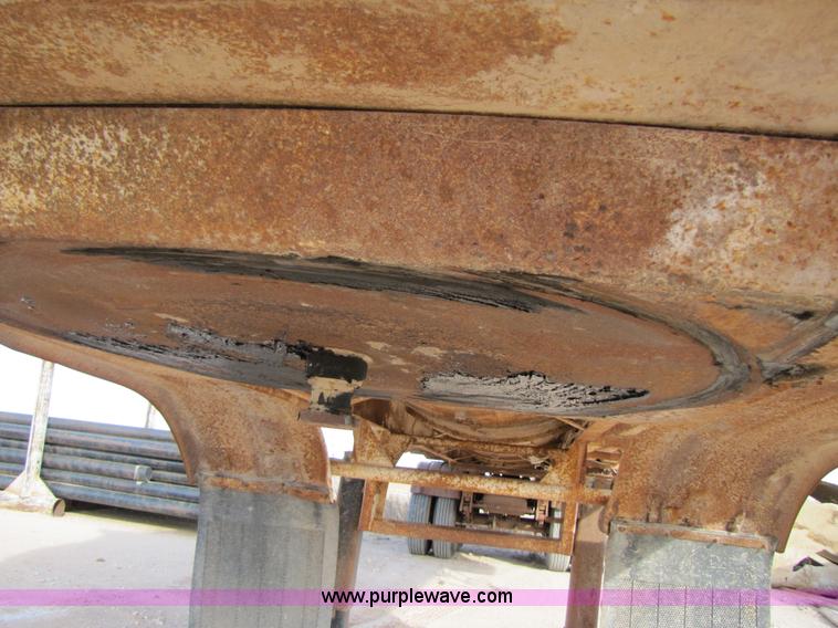 image for item 3533 1981 Tradeway 150 barrel vacuum trailer