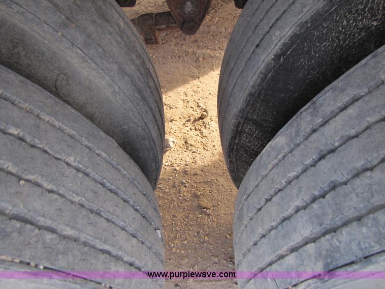 image for item 3533 1981 Tradeway 150 barrel vacuum trailer