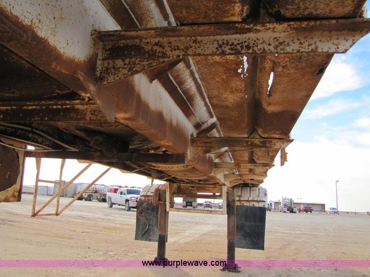 image for item 3533 1981 Tradeway 150 barrel vacuum trailer