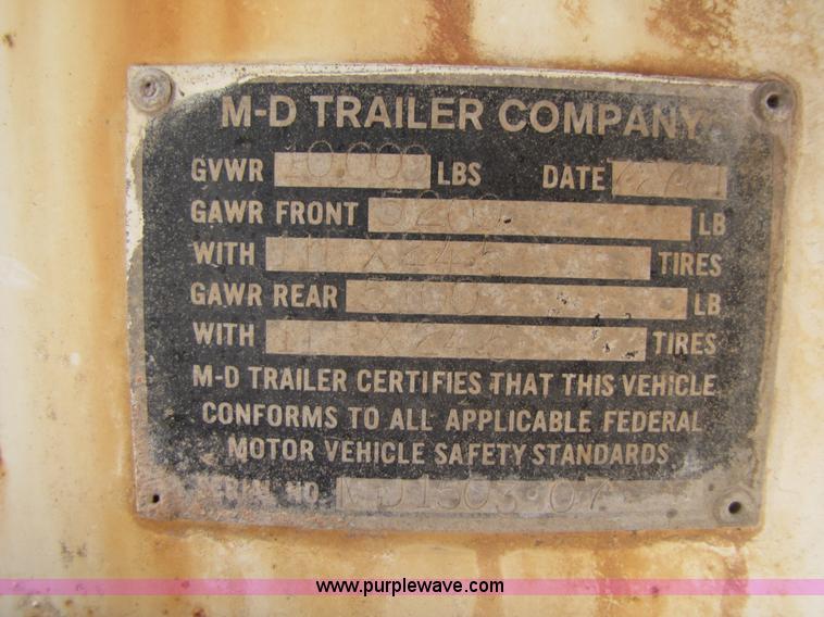 image for item 3536 1981 M.d. 150 barrel vacuum trailer