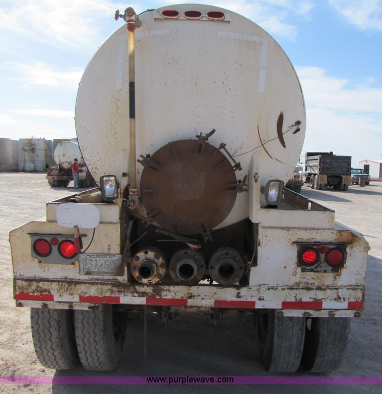image for item 3538 1996 Shopbuilt 150 barrel vacuum trailer