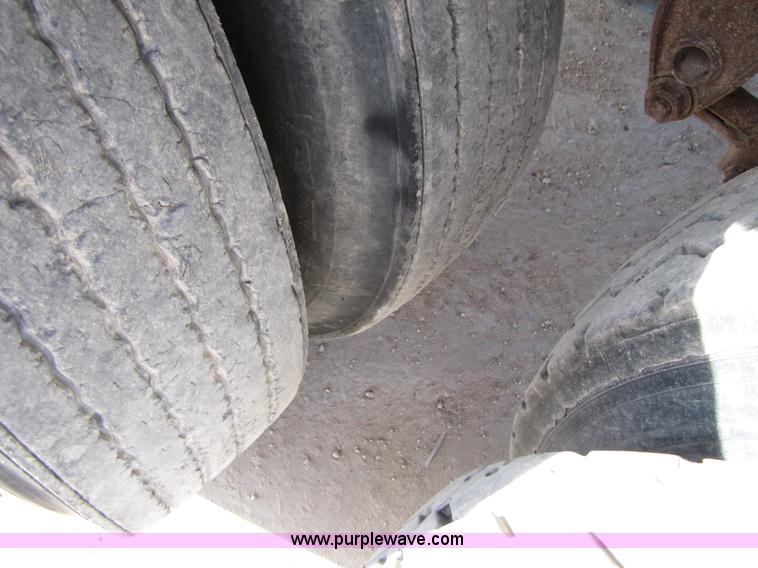 image for item 3538 1996 Shopbuilt 150 barrel vacuum trailer