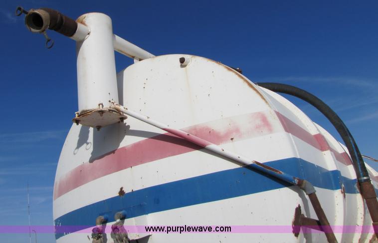 image for item 3540 1981 Tradeway 150 barrel vacuum trailer