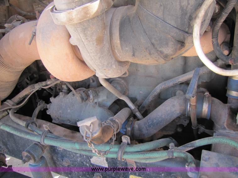 image for item 3542 1996 Kenworth T800 dump truck