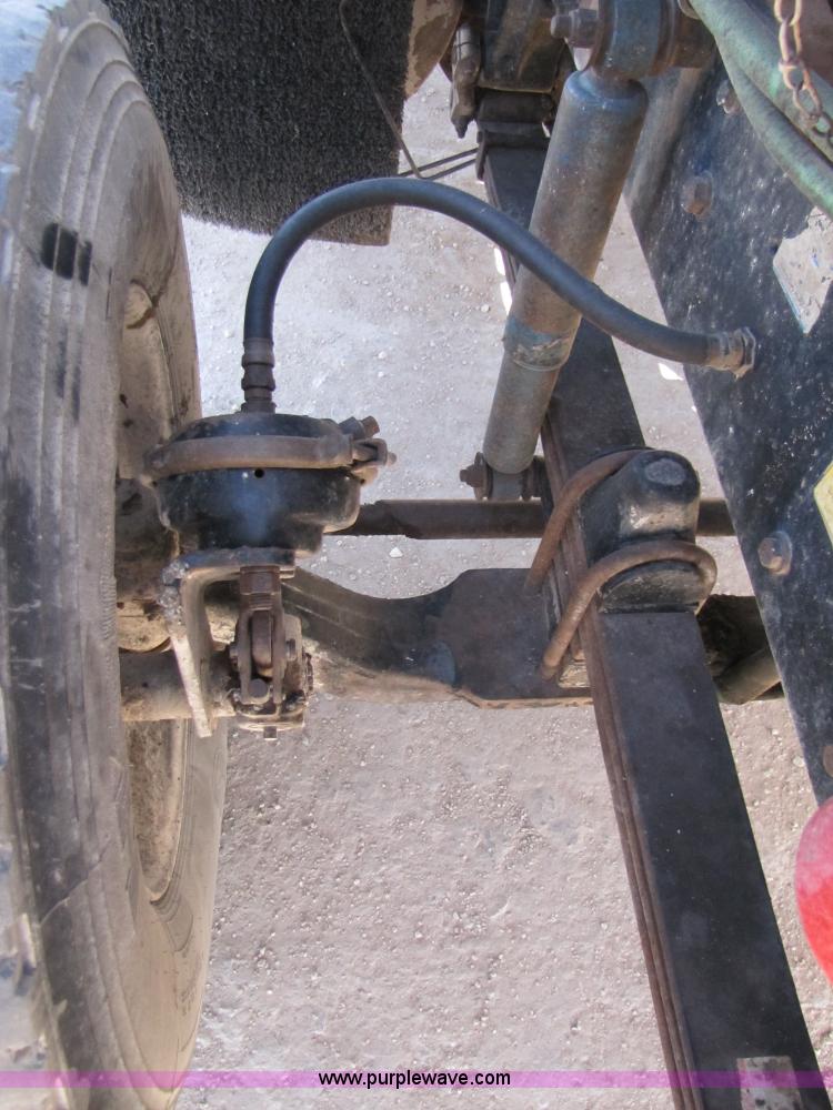 image for item 3542 1996 Kenworth T800 dump truck