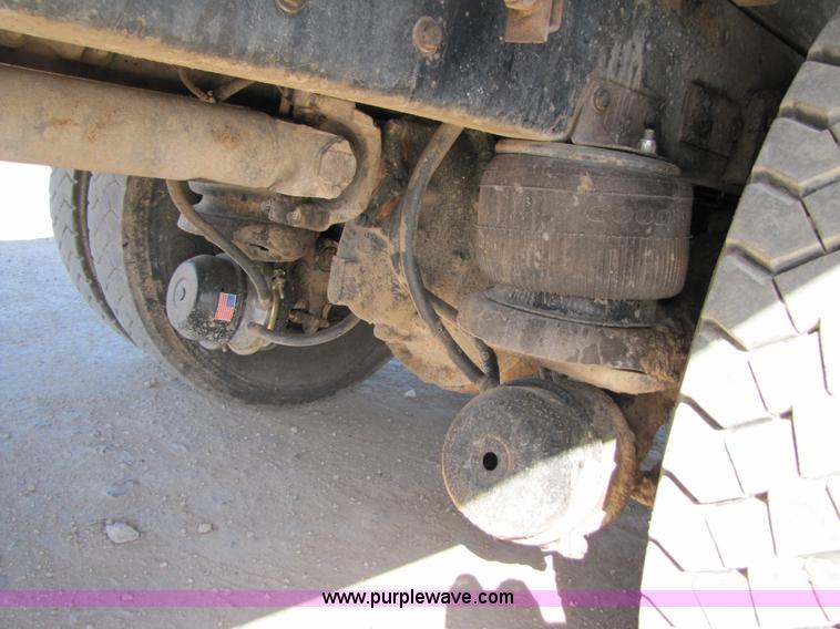 image for item 3542 1996 Kenworth T800 dump truck