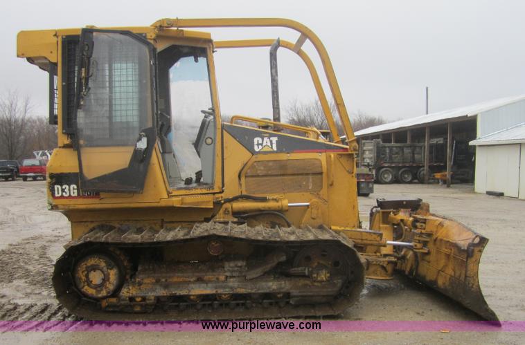 image for item 3696 2003 Caterpillar D3G LGP dozer