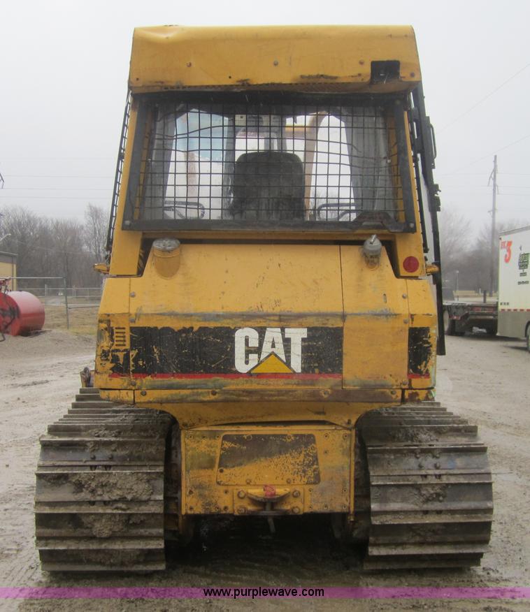 image for item 3696 2003 Caterpillar D3G LGP dozer