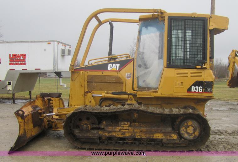 image for item 3696 2003 Caterpillar D3G LGP dozer