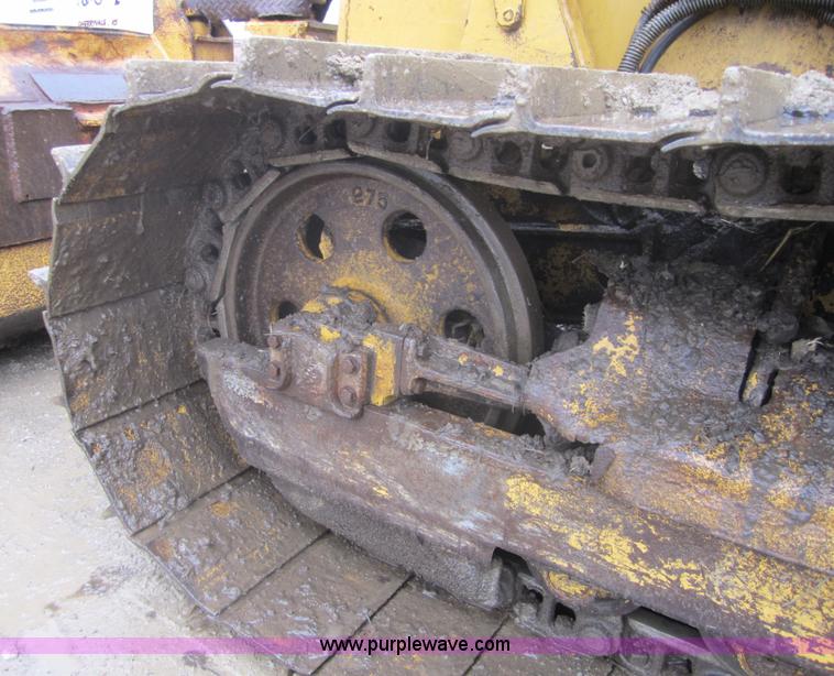 image for item 3696 2003 Caterpillar D3G LGP dozer