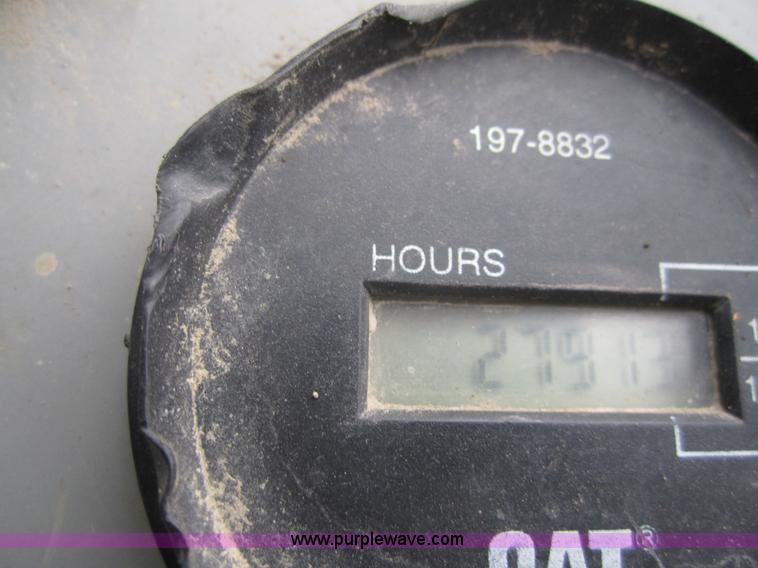 image for item 3696 2003 Caterpillar D3G LGP dozer