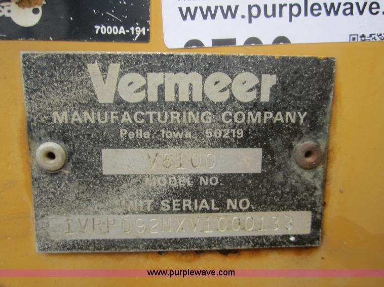 image for item 3697 Vermeer V-8100 trencher