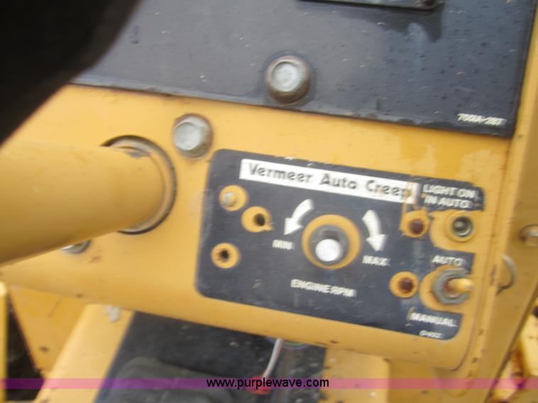 image for item 3697 Vermeer V-8100 trencher