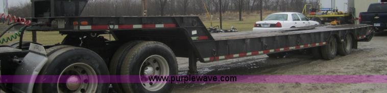 image for item 3700 1986 Trail-Eze 40' equipment trailer