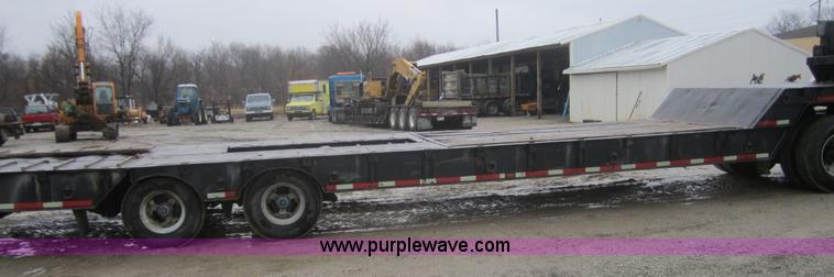 image for item 3700 1986 Trail-Eze 40' equipment trailer