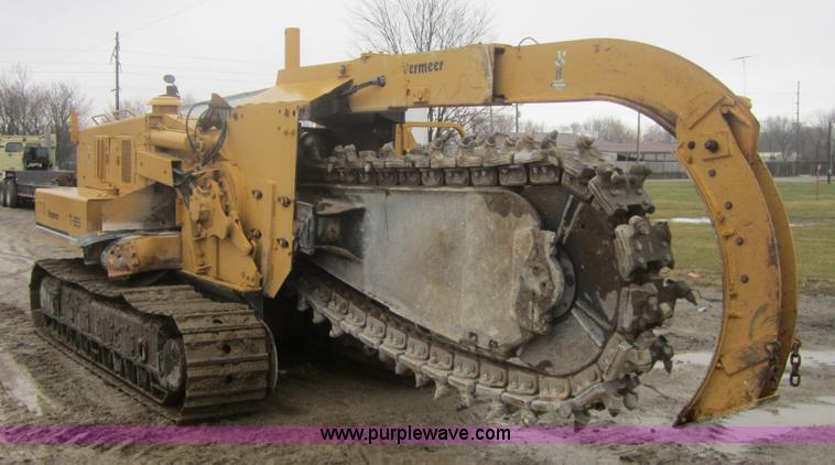 image for item 3713 Vermeer T-655 trencher