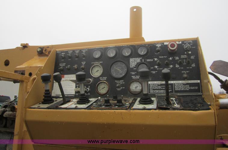 image for item 3713 Vermeer T-655 trencher