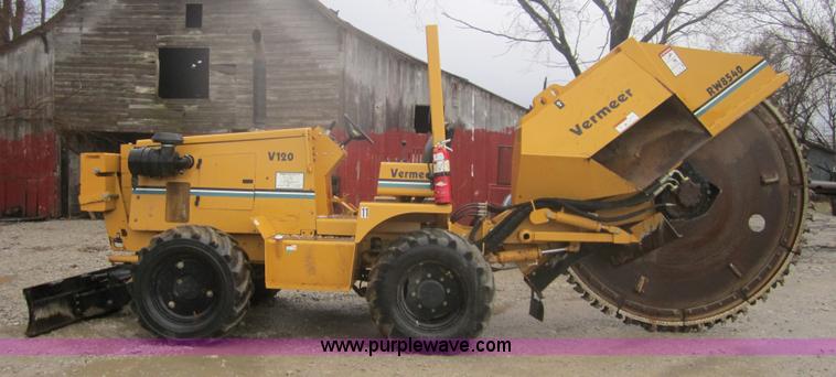 image for item 3717 2005 Vermeer V120 rock saw