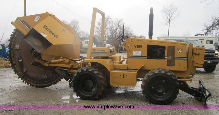image for item 3717 2005 Vermeer V120 rock saw