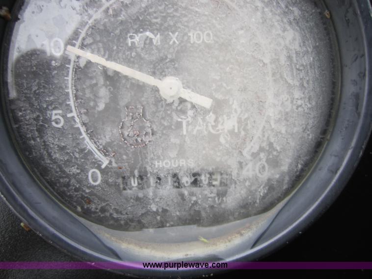 image for item 3717 2005 Vermeer V120 rock saw