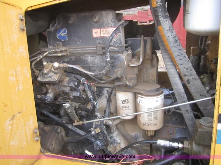 image for item 3717 2005 Vermeer V120 rock saw