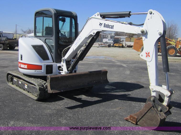image for item 3718 2004 Bobcat 430ZHS compact excavator