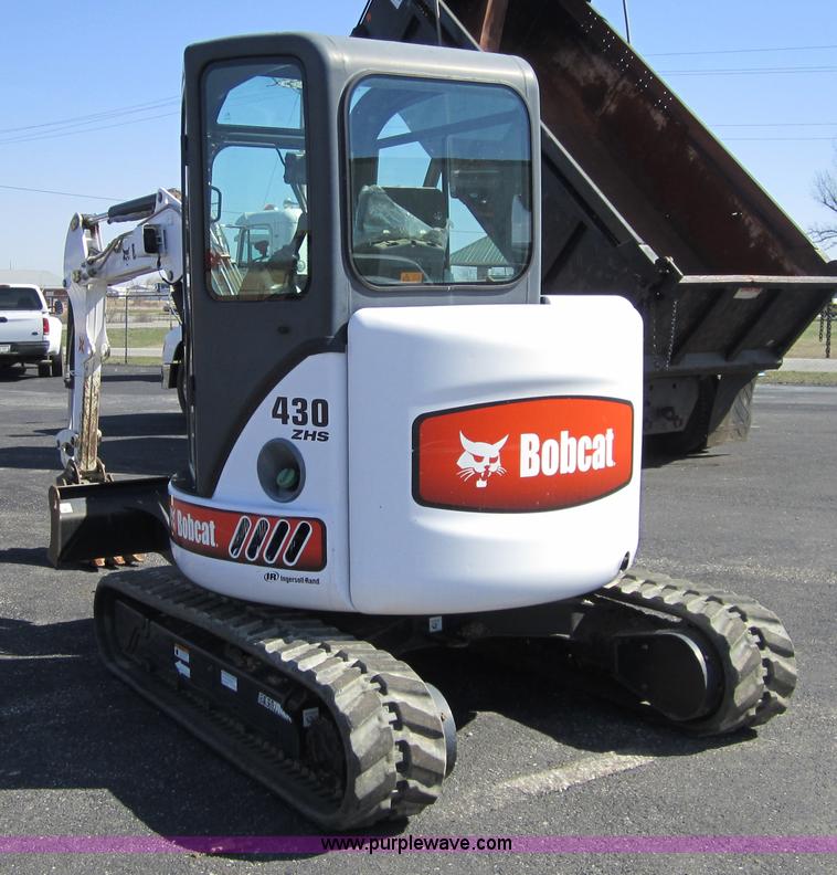 image for item 3718 2004 Bobcat 430ZHS compact excavator