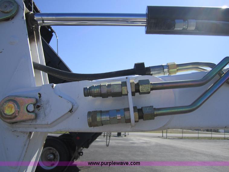 image for item 3718 2004 Bobcat 430ZHS compact excavator