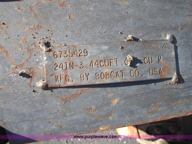 image for item 3718 2004 Bobcat 430ZHS compact excavator