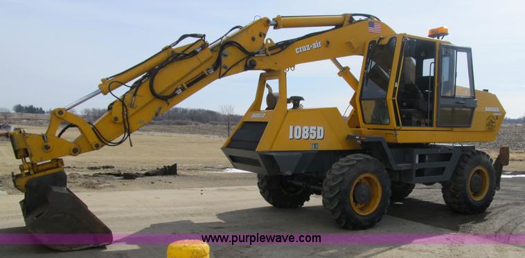 image for item 4050 2006 Badger 1085D wheeled excavator
