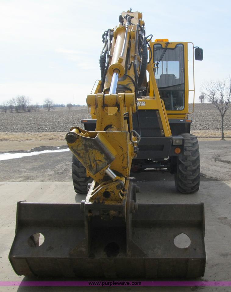 image for item 4050 2006 Badger 1085D wheeled excavator