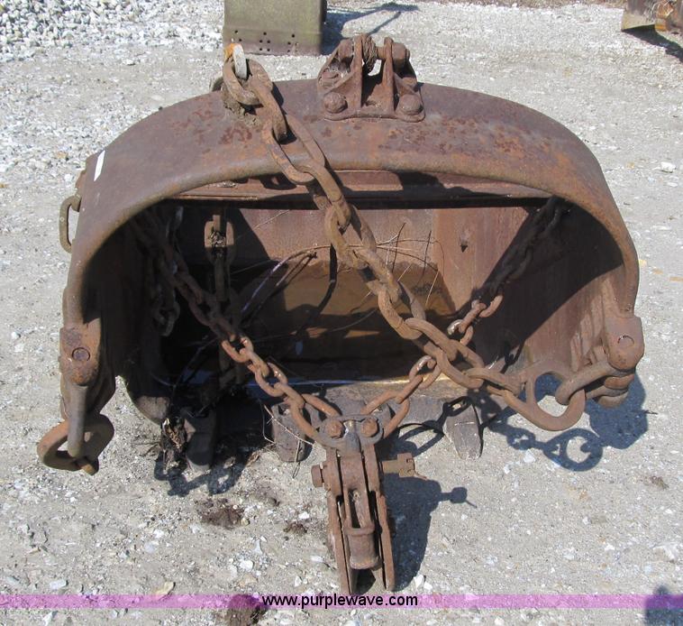 image for item 4071 Dragline bucket