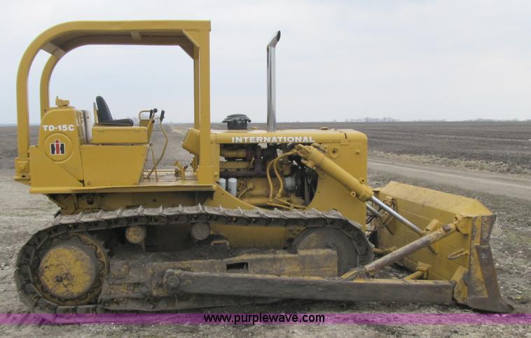 image for item 4083 1974 International TD-15C dozer
