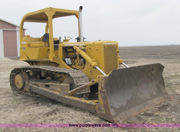 image for item 4083 1974 International TD-15C dozer