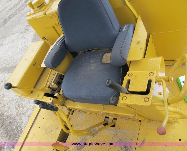 image for item 4083 1974 International TD-15C dozer