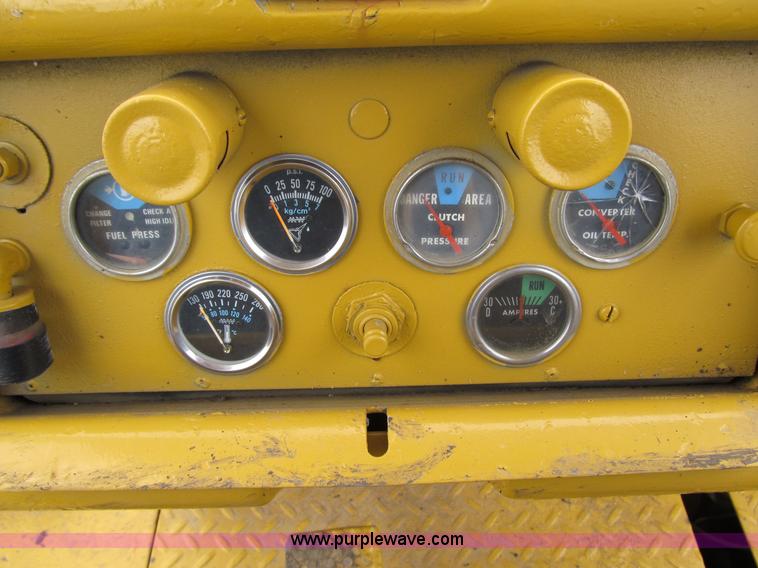 image for item 4083 1974 International TD-15C dozer