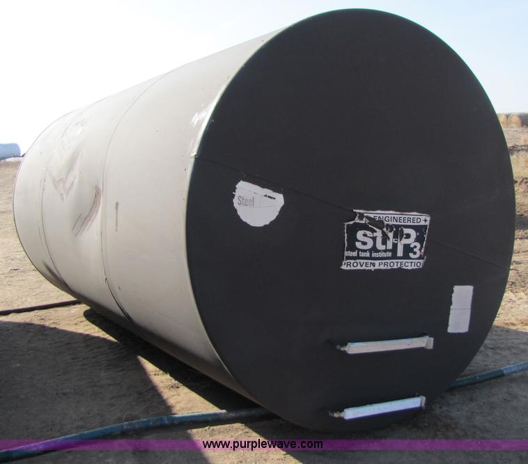 image for item 4220 Approximately 6,000 gallon in-ground fuel tank
