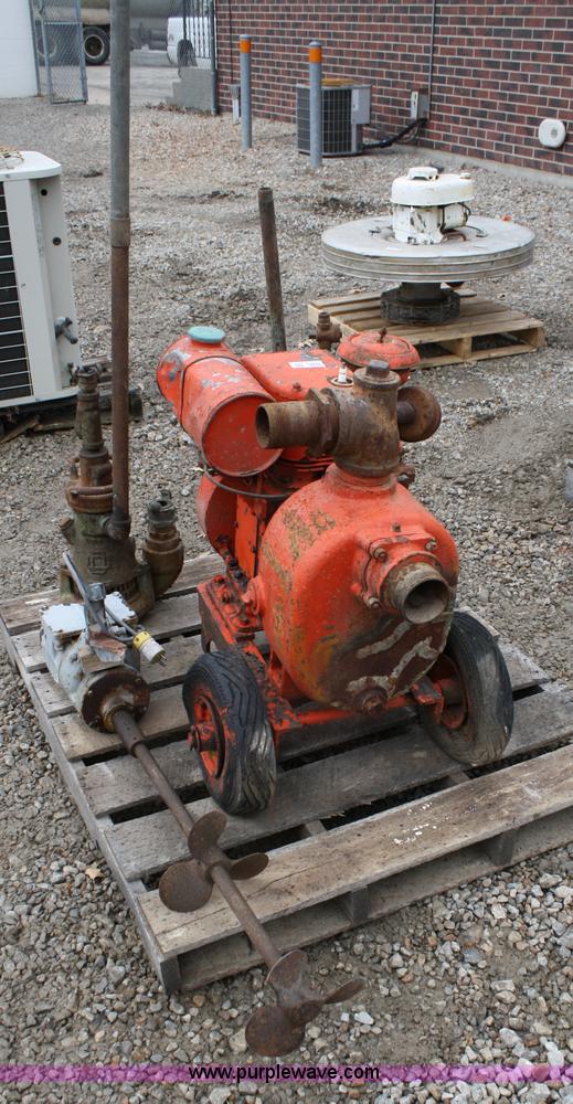 image for item 5039 Gerver pump