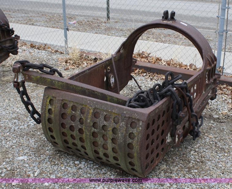 image for item 5082 Hendrix drag line bucket